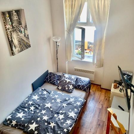 Karlin Cozy Studio Praga Exterior foto